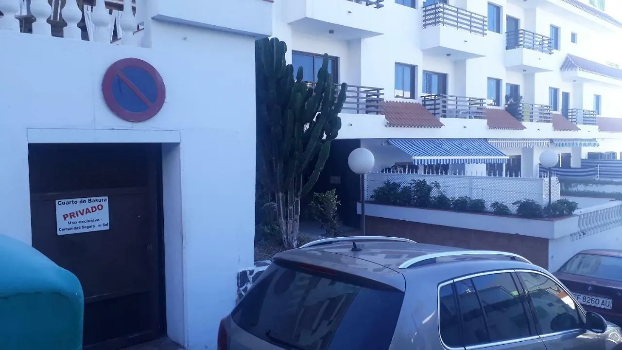 Seguro El Sol Playa La Arena Otel Puerto de Santiago